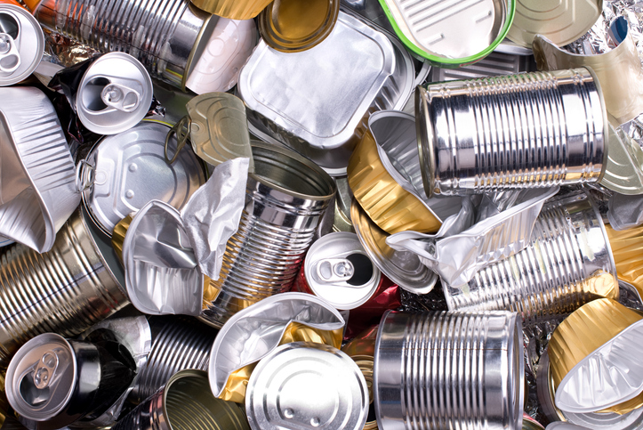 emballages aluminium avec boîtes de conserve